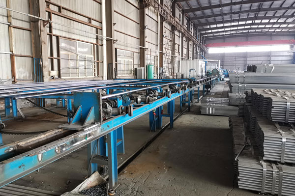 湖(hú)北貨梯廠房(fang)廠貌