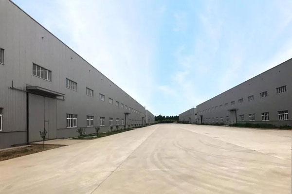 湖北(bei)升降機廠房(fang)廠貌