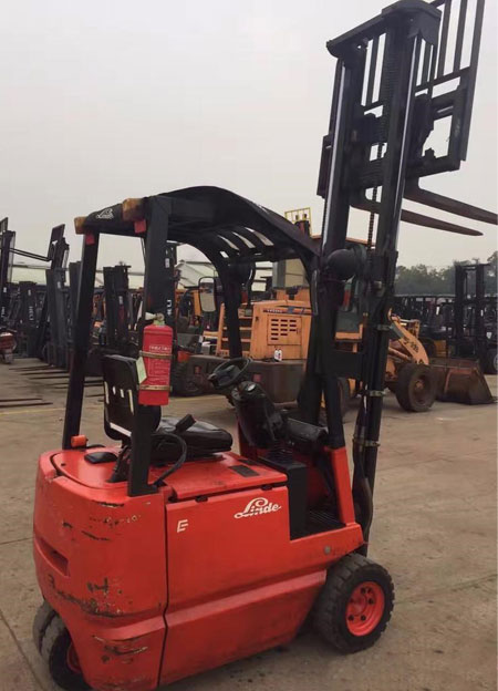 搬運(yun)車案例